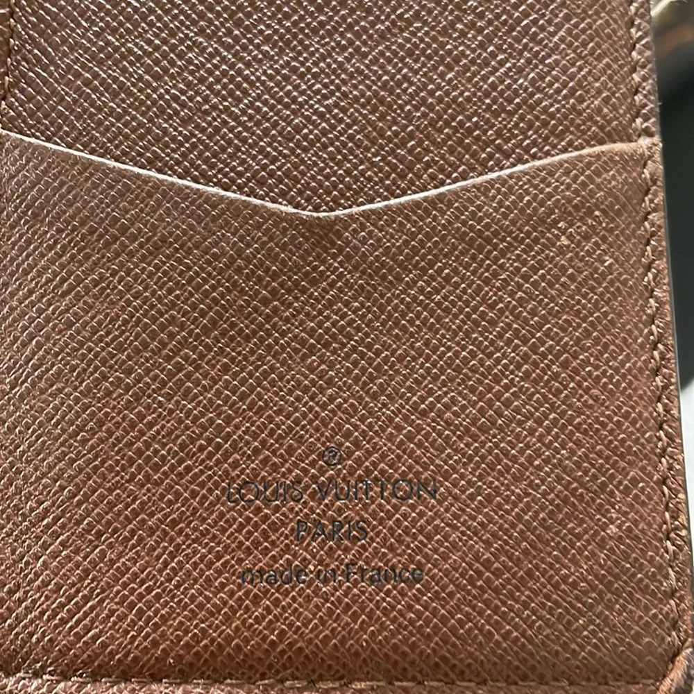 Louis Vuitton WALLET - Picture 6 of 6
